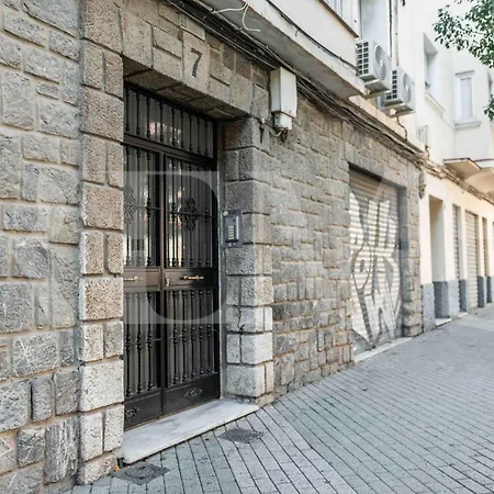 Peaceful Retreat Near The Historic Center By Rems