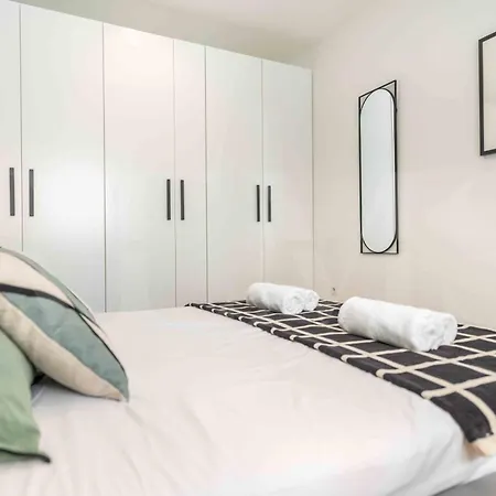 Apartment Peaceful Retreat Near The Historic Center By Rems *